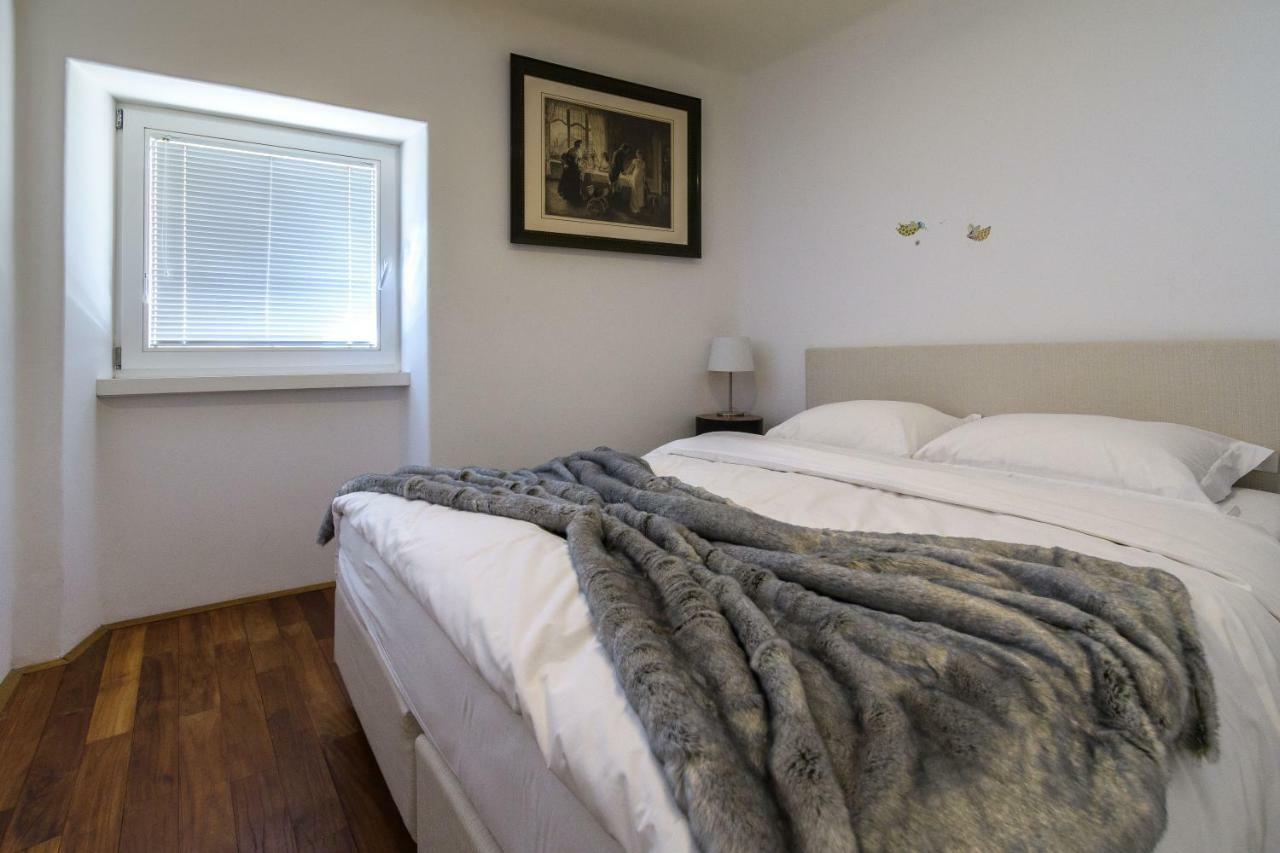 פיראן Apartment Sebastijan מראה חיצוני תמונה
